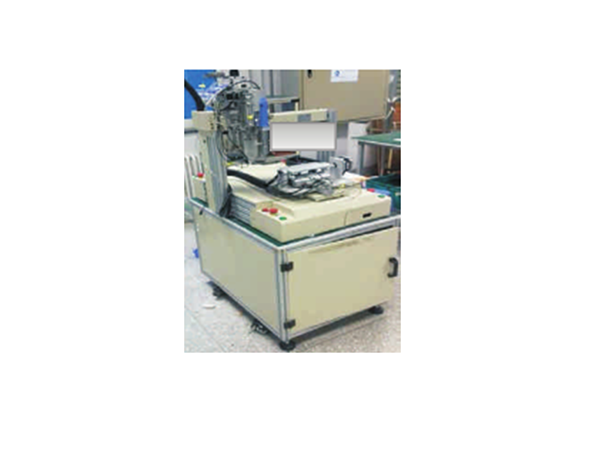 三 軸 平 臺 式 螺 絲