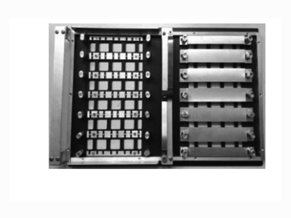 自治設(shè)備及治工具