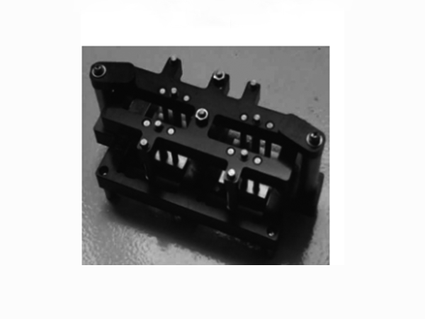 自治設(shè)備及治工具